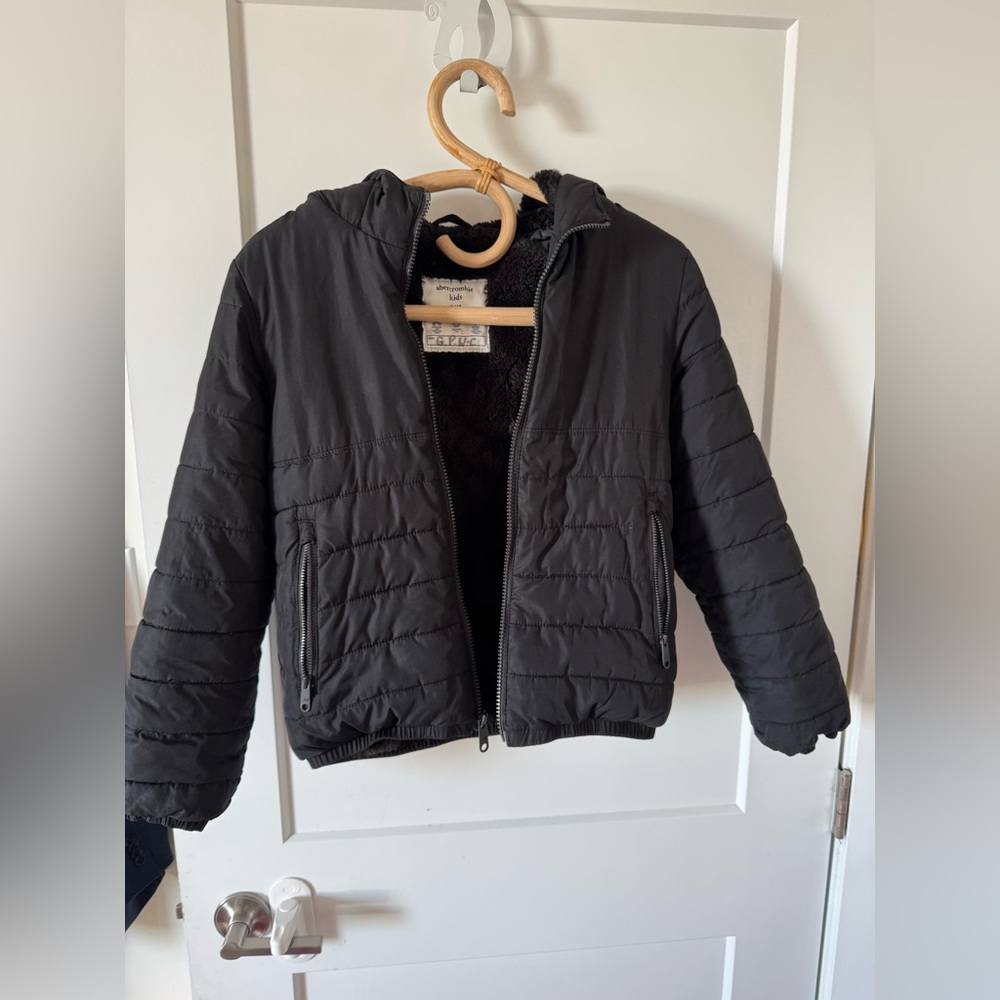 Abercrombie Fitch Cozy Puffer Jacket 8-9 Black Unisex
